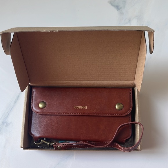 New never used leather iPhone XS Max Wallet case - Picture 4 of 4